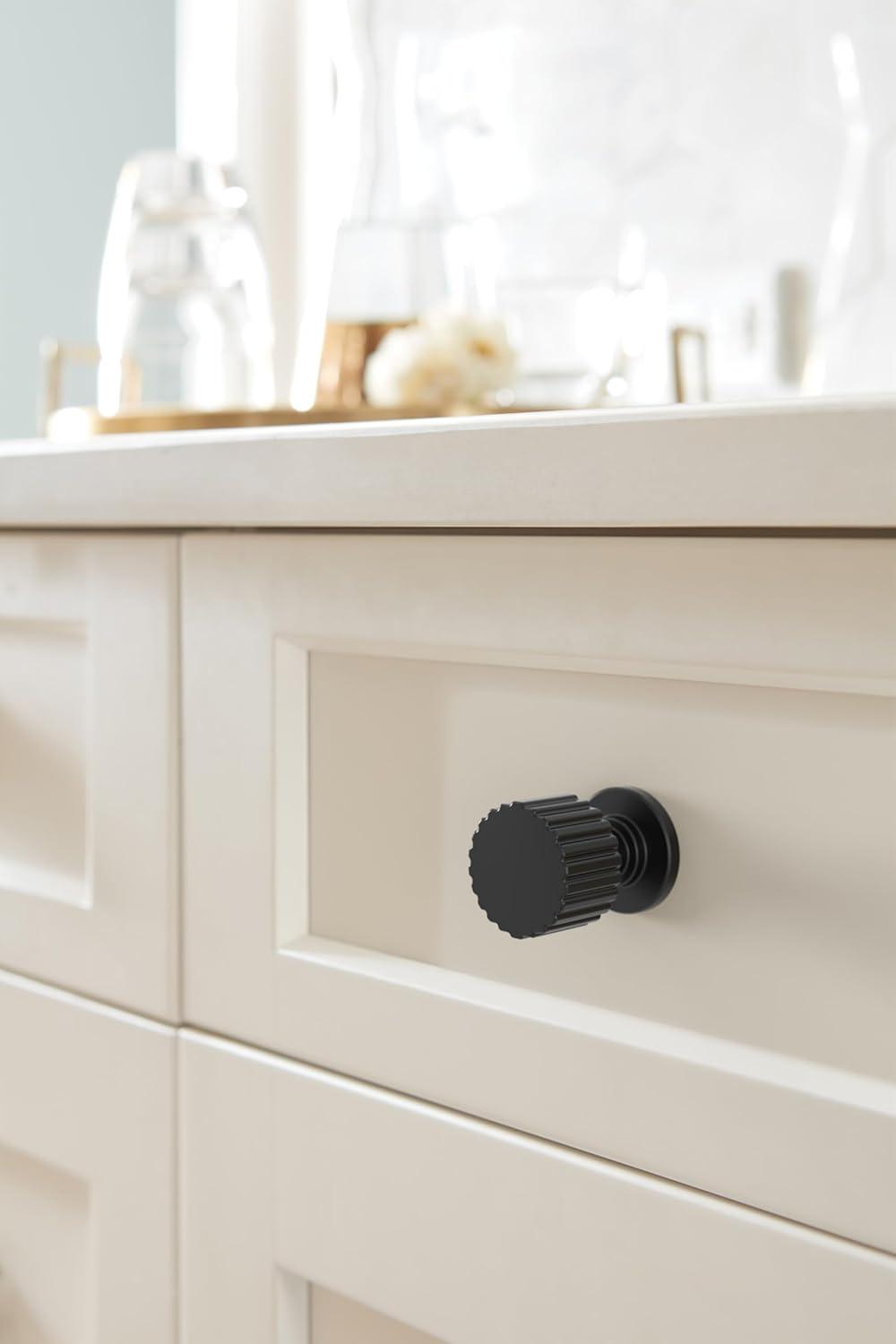 imageAmerock Ballard 1 inch 25mm Diameter Matte Black Cabinet Knob BP37640MBMatte Black