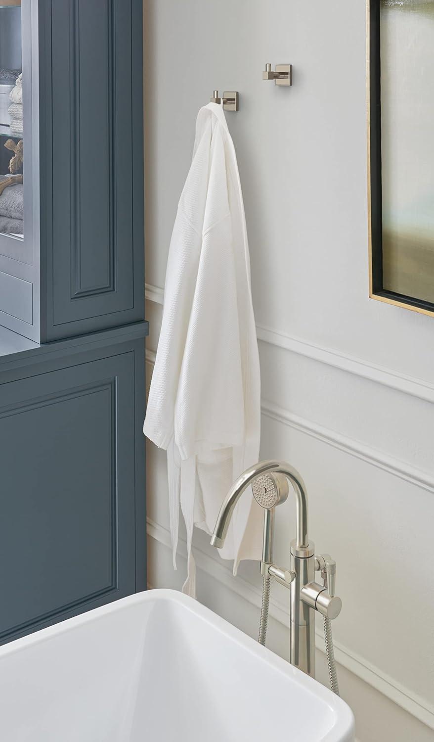 imageAmerock BH36073CZ Champagne Bronze Towel Bar 18 in 457 mm Towel Rack Appoint Bathroom Towel Holder Bathroom Hardware Bath AccessoriesBrushed Nickel