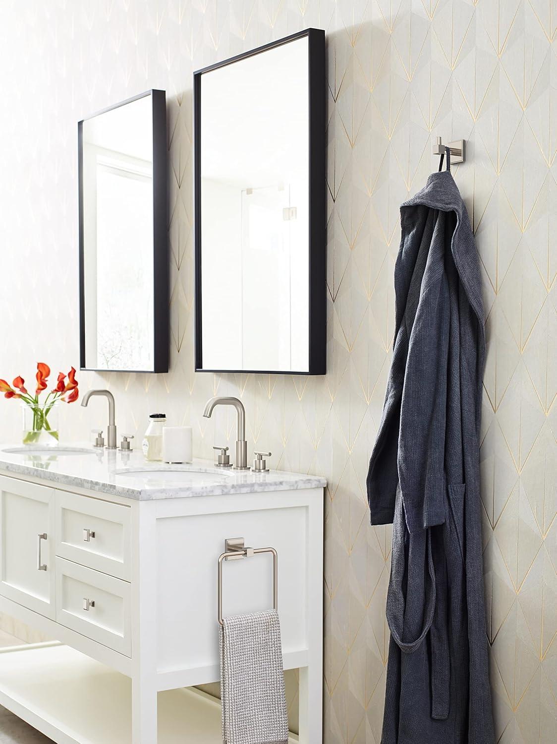 imageAmerock BH36073CZ Champagne Bronze Towel Bar 18 in 457 mm Towel Rack Appoint Bathroom Towel Holder Bathroom Hardware Bath AccessoriesBrushed Nickel