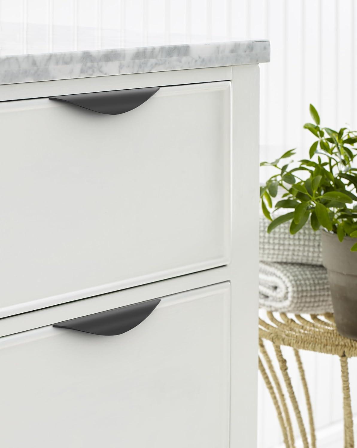 image:imageAmerock Current 5116 inch 128mm CentertoCenter Champagne Bronze Cabinet Pull 10 PackMatte Black